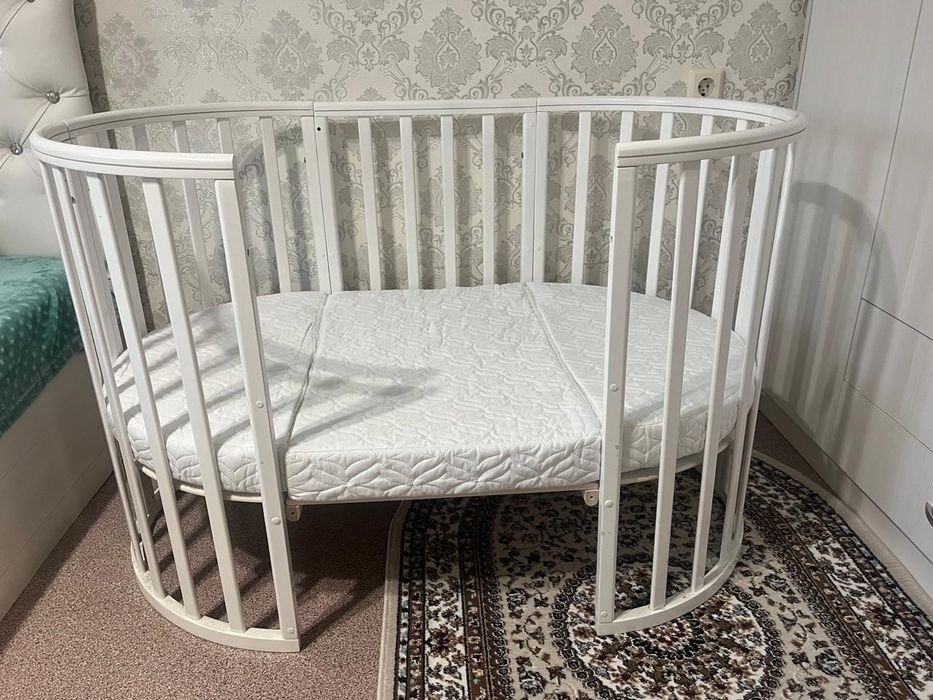 Продам детскую кроватку-трансформер