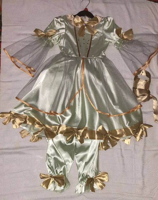 Карновальный костюм на Новый год (для девочек)