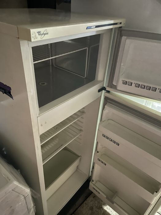 Печка за вграждане и Хладилник