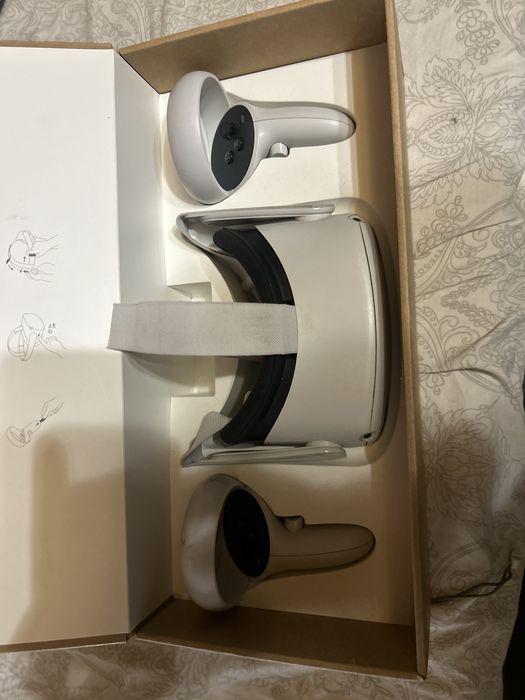 Oculus quest 2 (vand urgent)