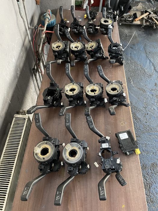 Grup manete maneta stergatoare semnal pilot audi a4 b8 a5 q5 a6