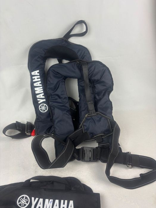 Продавам  надуваема жилетка YAMAHA