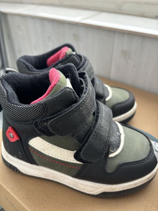 Ботинки детские 24 размер