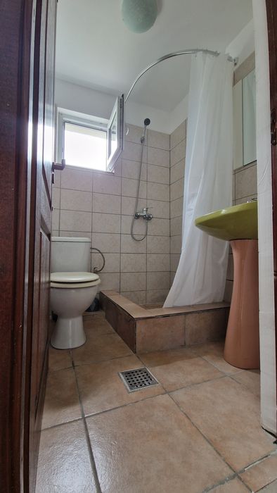 Spațiu comercial ultracentral – 185 mp – etaj 1 – 2.000 €