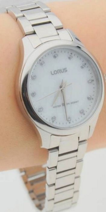 Часы наручные Lorus женские