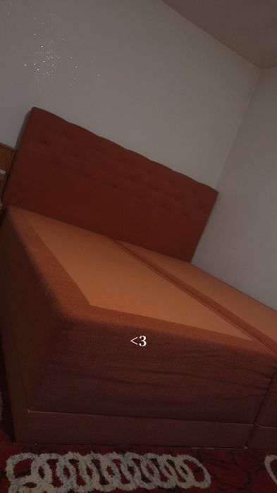 Vand pat dormitor confortabil fara niciun defect aproape nou