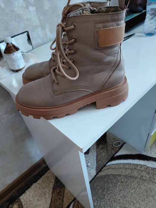 Сапоги осенние, кожаные