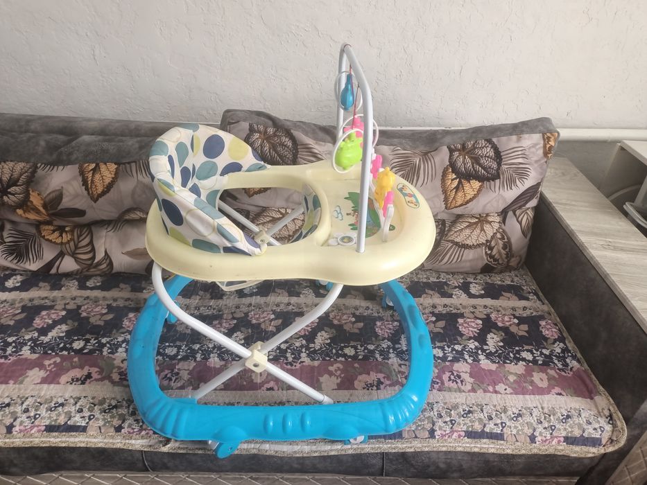 Продаю детские вещи