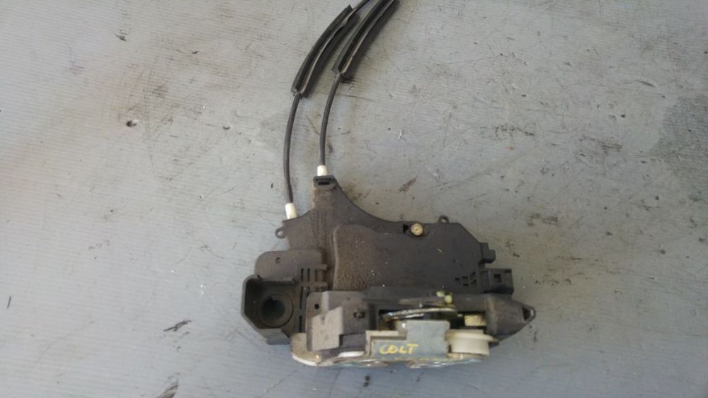 broasca dreapta spate mitsubishi colt 2004-2012
