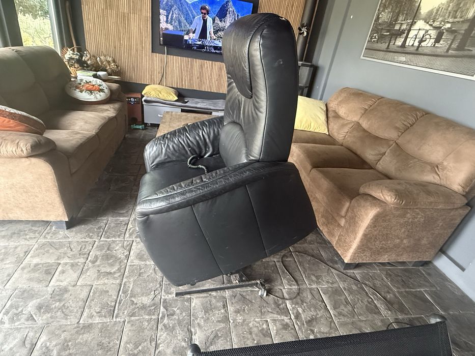 Fotoliu Recliner Electric din Piele – Relaxare & Funcție Medicală de Ridicare (Stand-Up Assist)