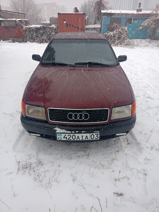 Продам Ауди 100с4