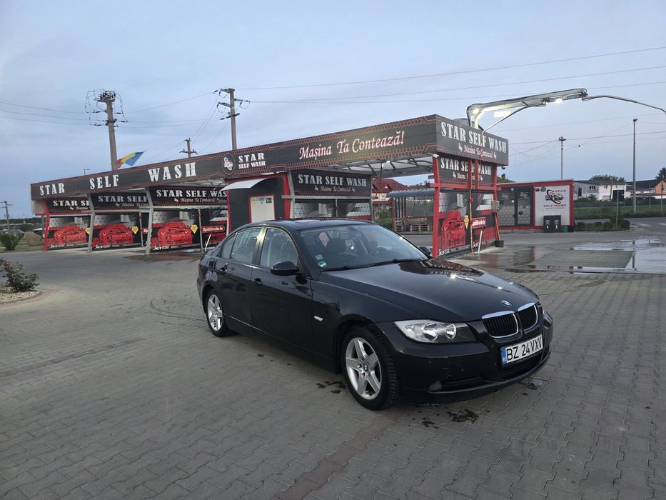 BMW E90 318i Benzină • Manual