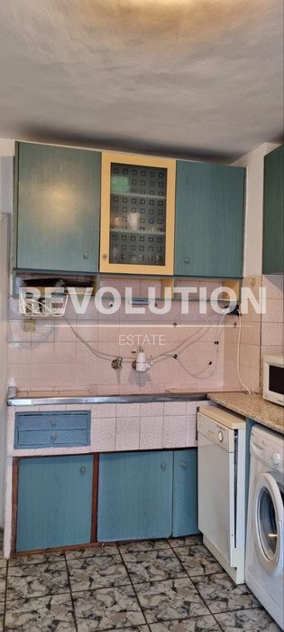 Дава се под наем Тристаен апартамент в Варна, Лятно кино Тракия - 70 кв.м за 450 € - Снимка #4