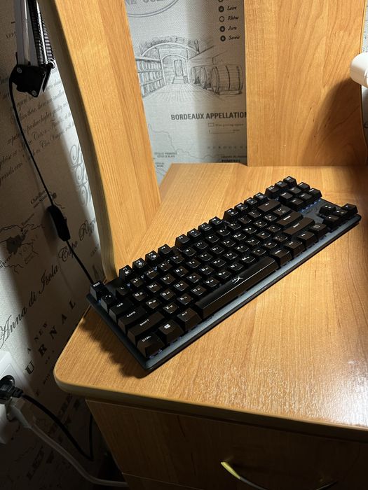 Продам игровую клавиатуру.