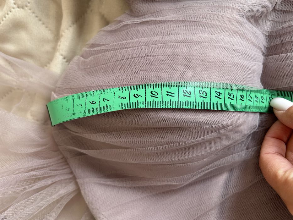 Официална рокля малко над глезена