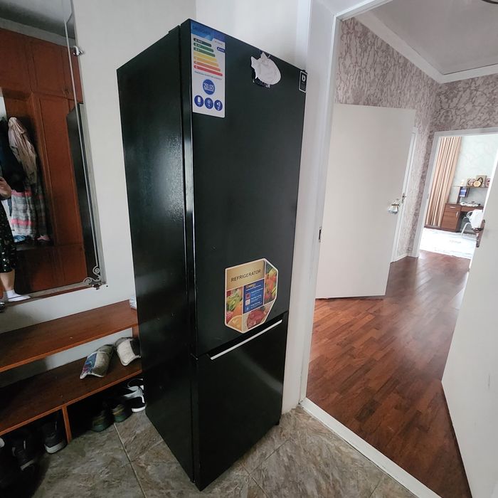 Продам  Холодильник