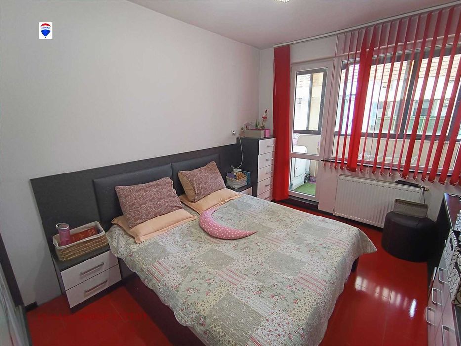 Продава се Двустаен апартамент в Русе, Ялта - 77 кв.м за 1137 €/кв.м - Снимка #7