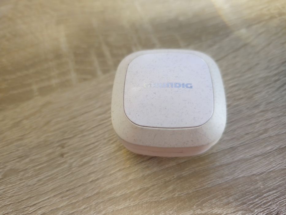 Продавам 3 модела  безжични слушалки ПЕРФЕКТНИ