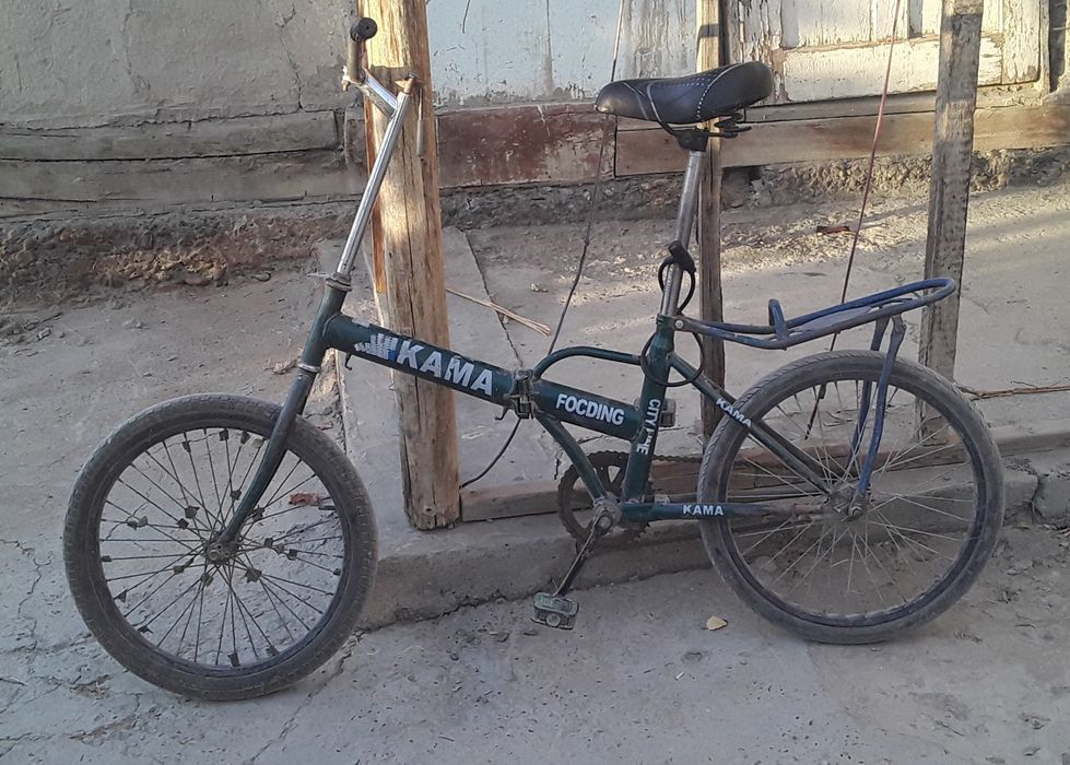 Pornografik rus qizi yigitni jinsiy aloqa qilishga undaydi.