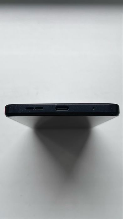 Продам смартфон в отличном рабочем состоянии Redmi note 12