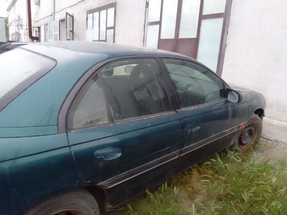 Опель омега 20 срочно продам