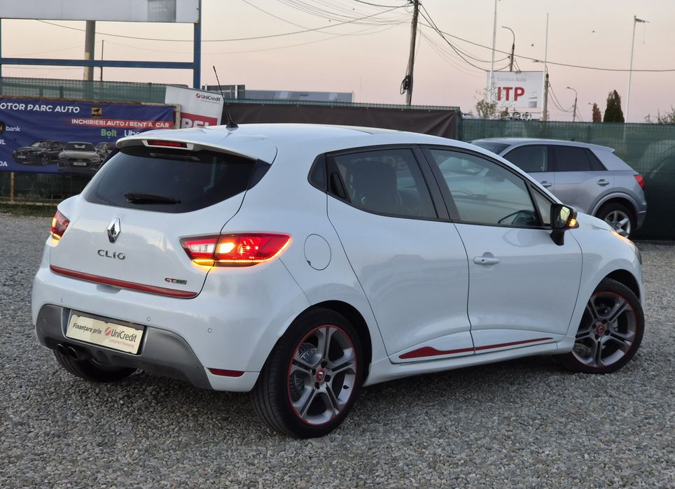 RENAULT Clio 2015 — imagine 3