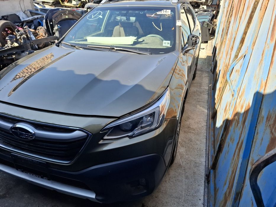 Субару Аутбек на части