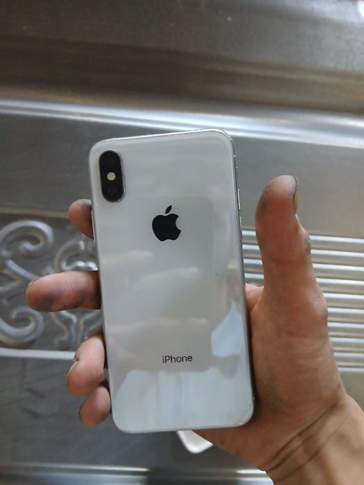 Iphone xs srochniga sotiladi