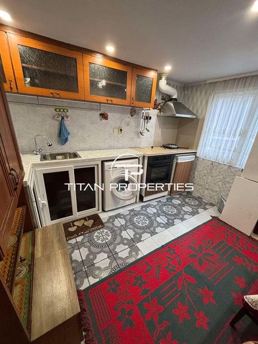 Дава се под наем Двустаен апартамент в Бургас, Лазур - 48 кв.м за 328.95 € - Снимка #1