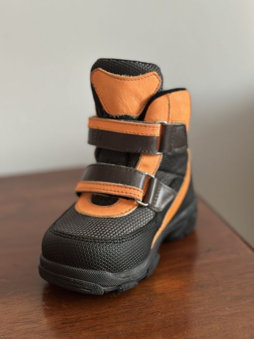 Продам детский обувь 23 р