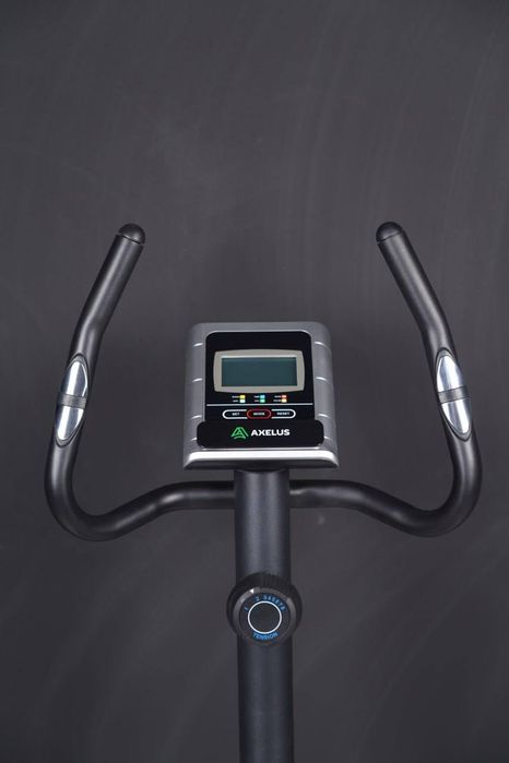 Велотренажер для домашних тренировок