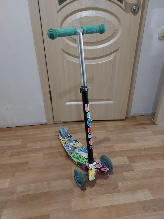 Продам детский самокат