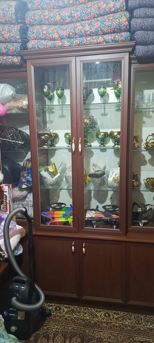 Продаётся стенка! Стенка ни у́зи сотилади!