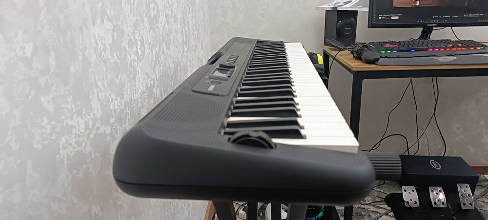 CASIO CT-S300 sintezatori sotiladi