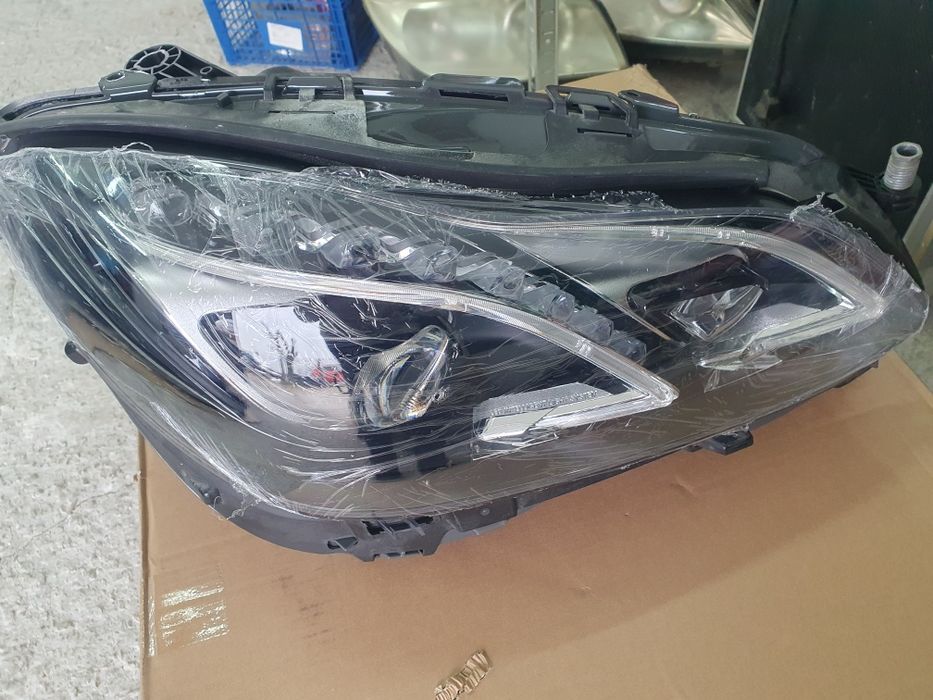 Фар за Ауди А8 4H0 941 004