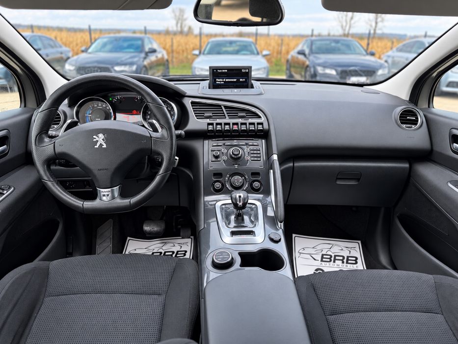 • Peugeot 3008 2012 Hybrid 4x4 / Automat /  • Parc Auto • RATE • Garanție •