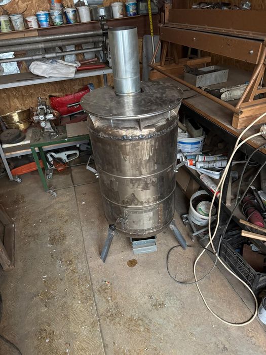 Vând sobă inox ideală Petru cabane