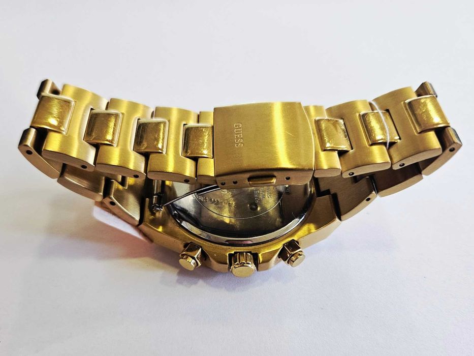 Часовник Guess GW0703G2 02639-25