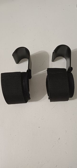 Крюки для турника