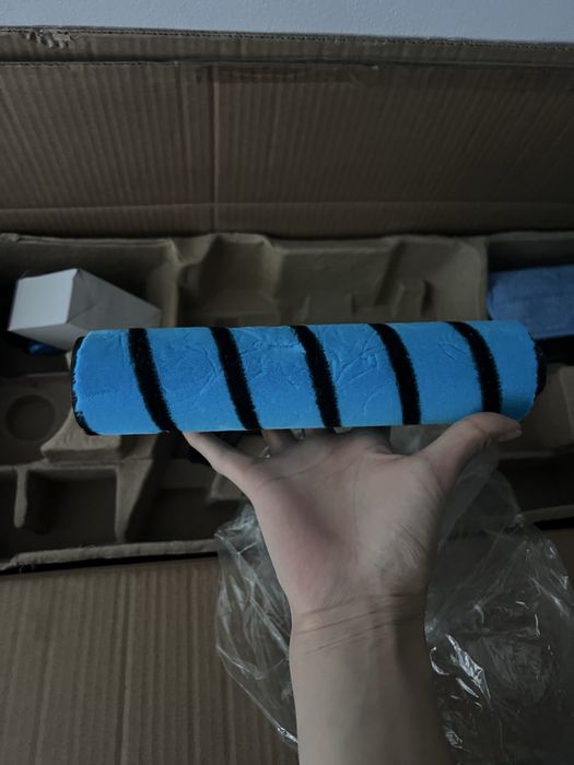 Пылесос Rawmid.