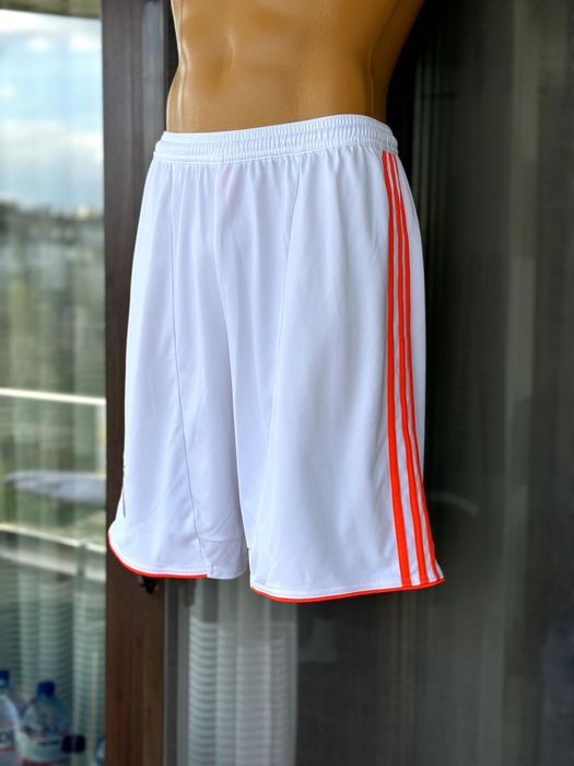 Мъжки къси панталони Adidas ClimaCool (FC Bayern Munchen) - размер М, Отлично състояние