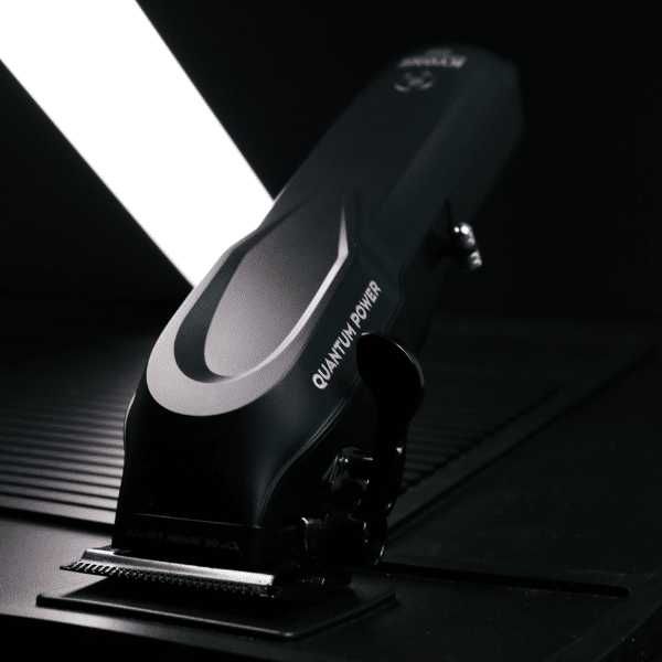 Машинка Kyone Quantum PRO Magnetic