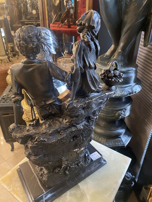 Statueta indragostiti