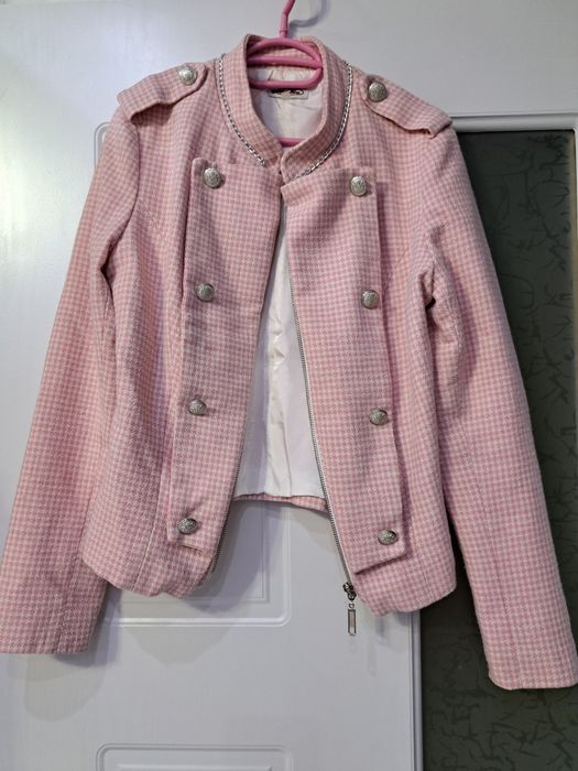 Розово сако Mon Cher