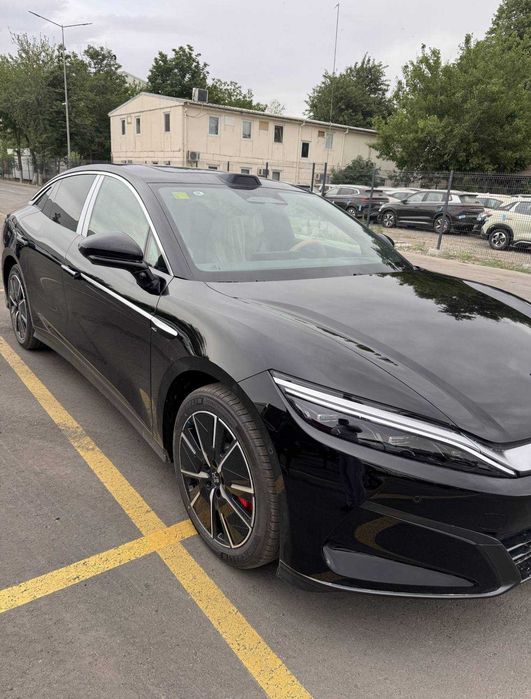 BYD Han Foizsiz Bo'lib To'lash