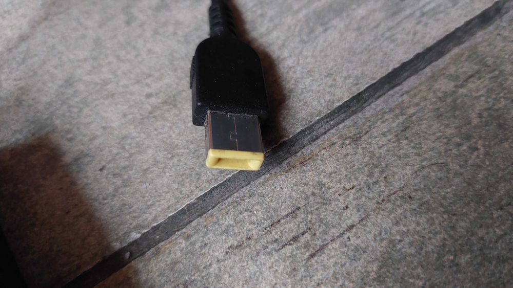Încărcător Original laptop Lenovo 20V 65W si 90W