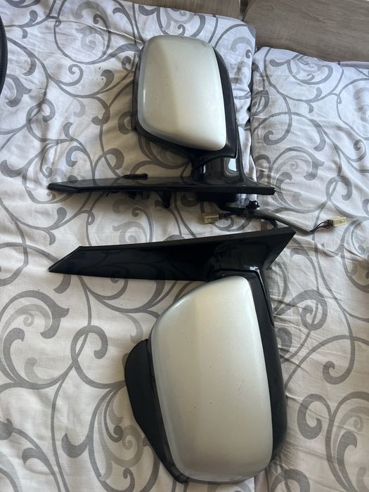 Руль и зеркала Тайота Ипсум