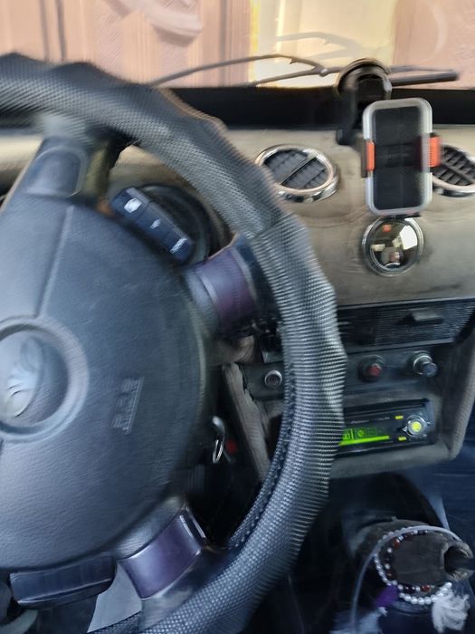 Moshina 06 sotiladi holati alo benzin metandan yuradi