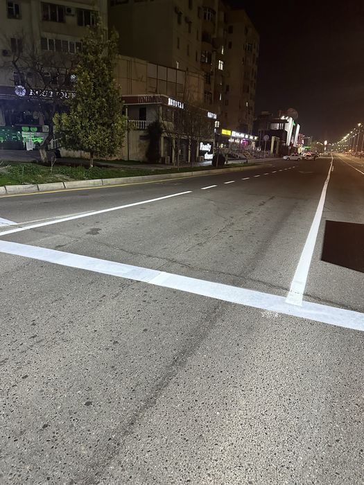 Дорожные разметки , полосы и парковки  и другие дорожные работы