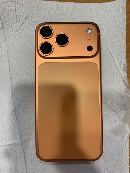 Iphone 17 Pro Max 256Gb sotiladi